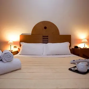 Hotel Penthouse, Pérouse